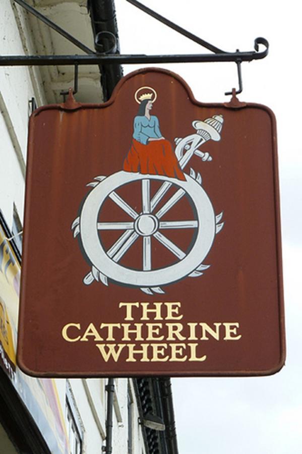 The Catherine Wheel Wetherspoon Hotel Χένλεϊ ον Τέιμς Εξωτερικό φωτογραφία