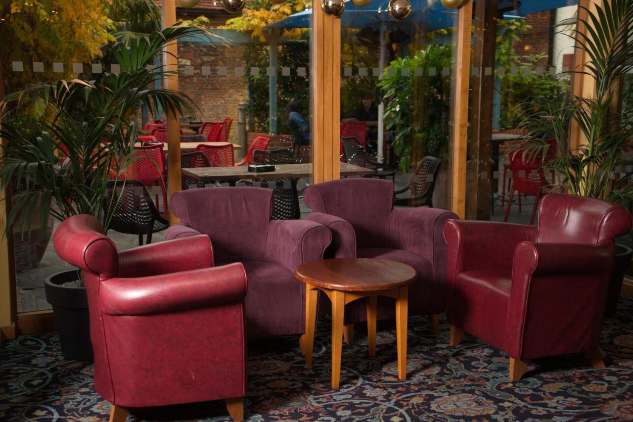 The Catherine Wheel Wetherspoon Hotel Χένλεϊ ον Τέιμς Εξωτερικό φωτογραφία